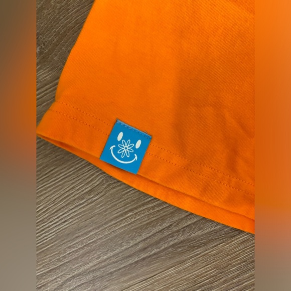 All Good Things Are Welcome Here (AGTAWH) Vic Garcia world size Medium men - Picture 2 of 9